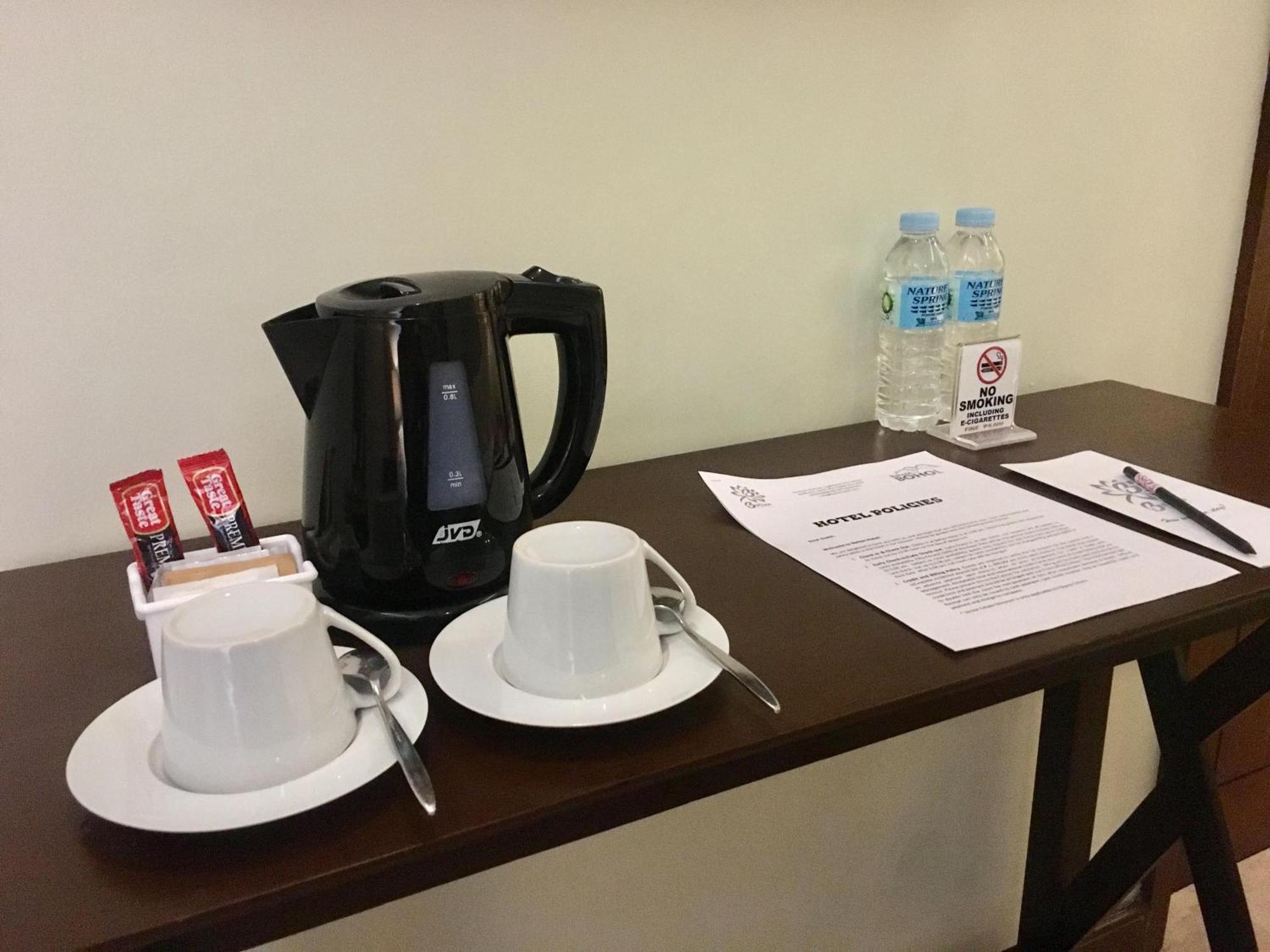 Belian Hotel Tagbilaran City Ngoại thất bức ảnh