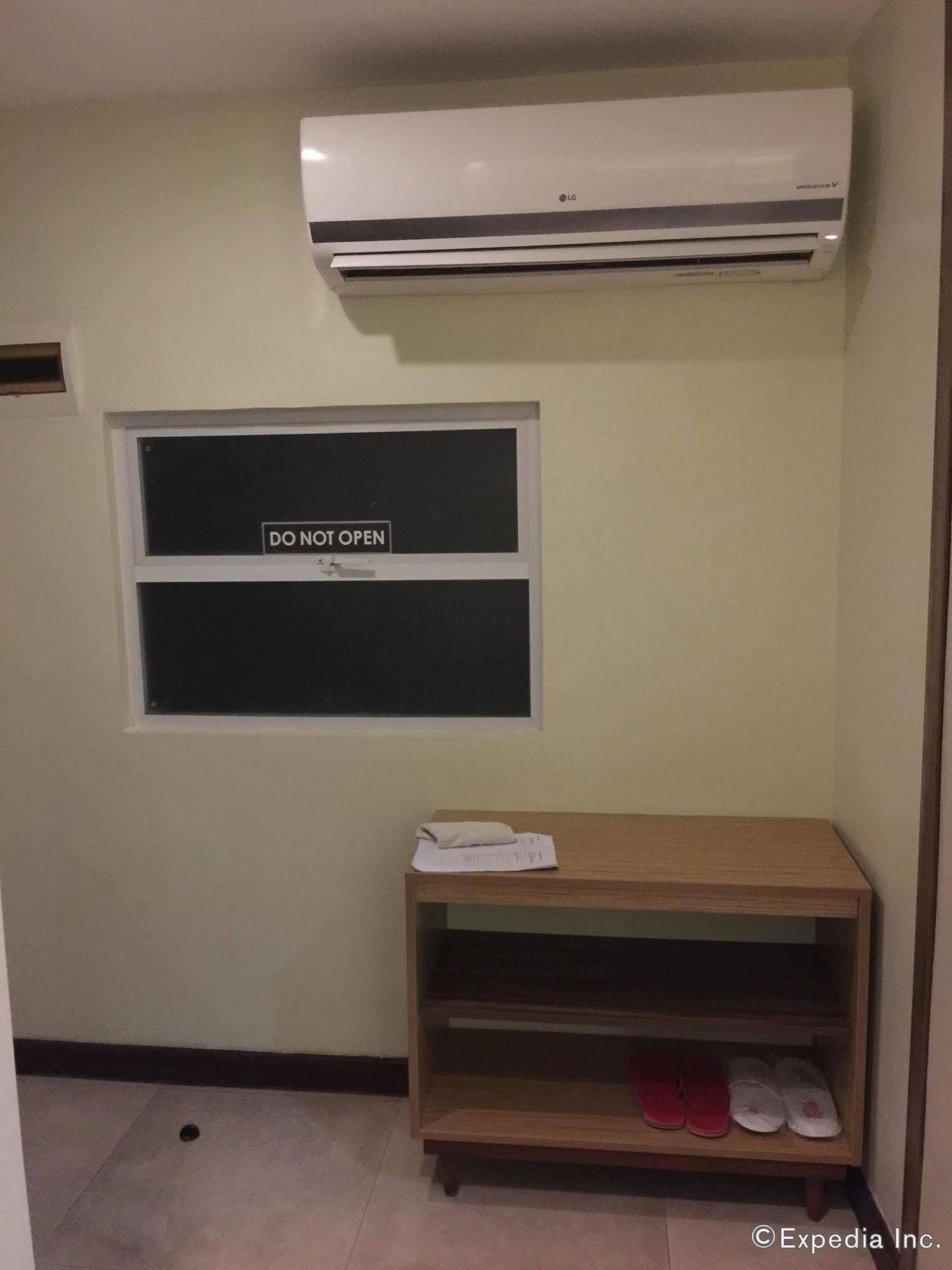 Belian Hotel Tagbilaran City Ngoại thất bức ảnh