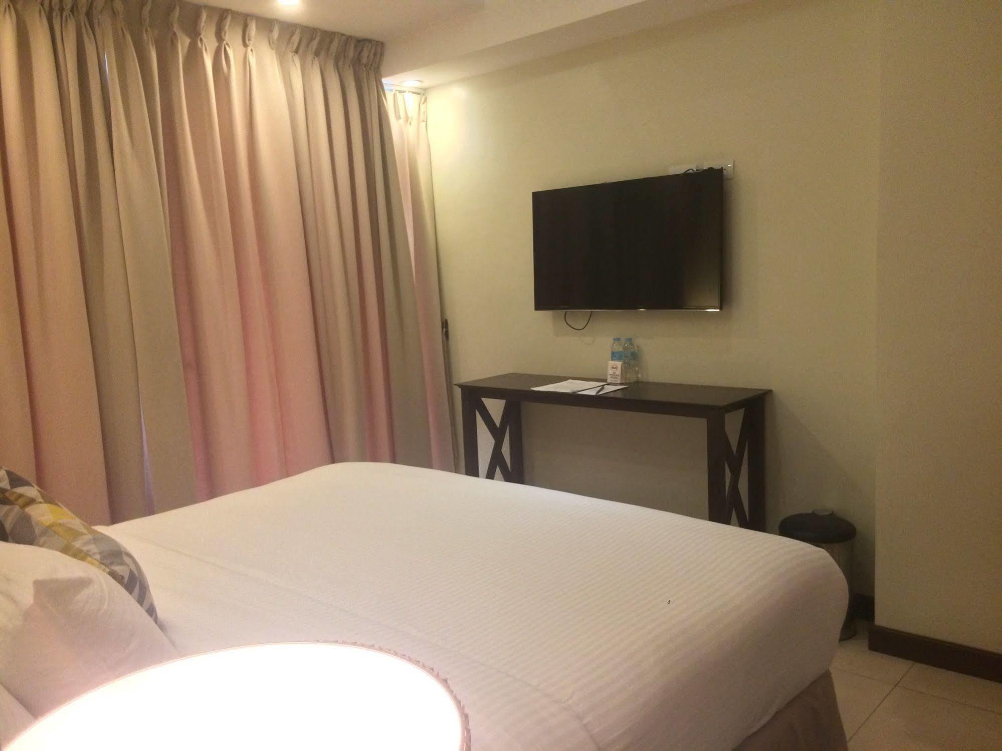 Belian Hotel Tagbilaran City Ngoại thất bức ảnh