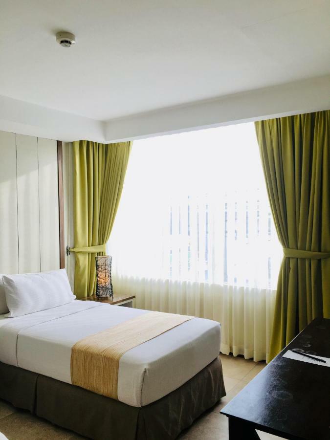 Belian Hotel Tagbilaran City Ngoại thất bức ảnh